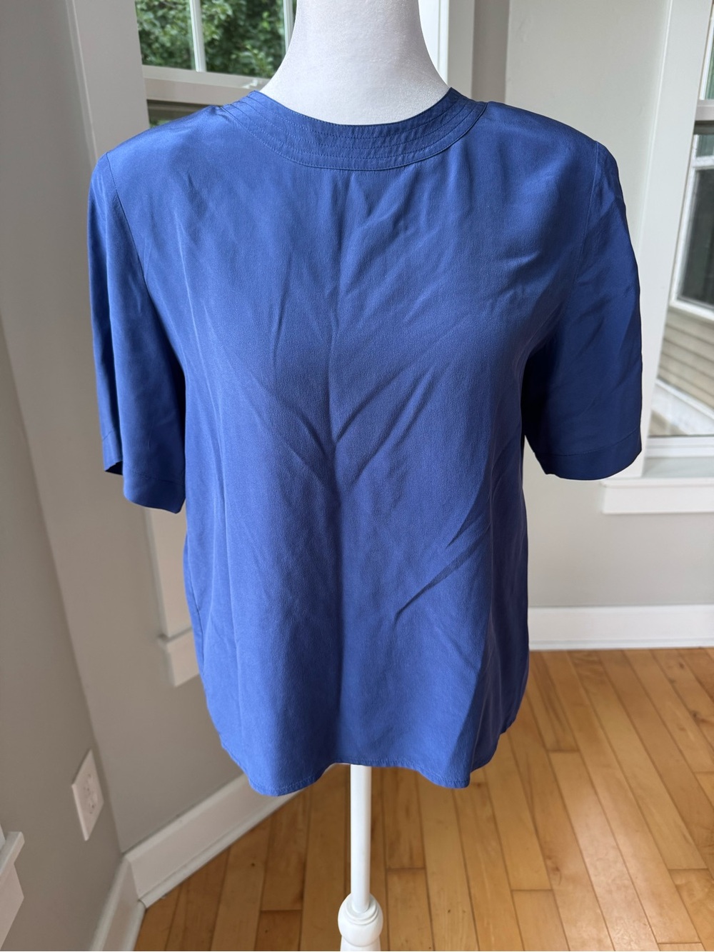 Vintage 80s 90s Talbots Petites Blue Silk Short Sleeve Blouse Size 4